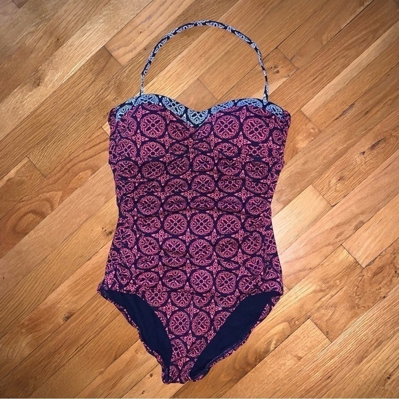TOMMY Bahama IKAT One Piece Bathing Suit. - Picture 2 of 13